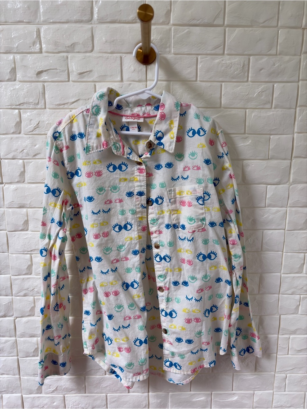 Casual White Button-Up Shirt with Multicolor Eye Print